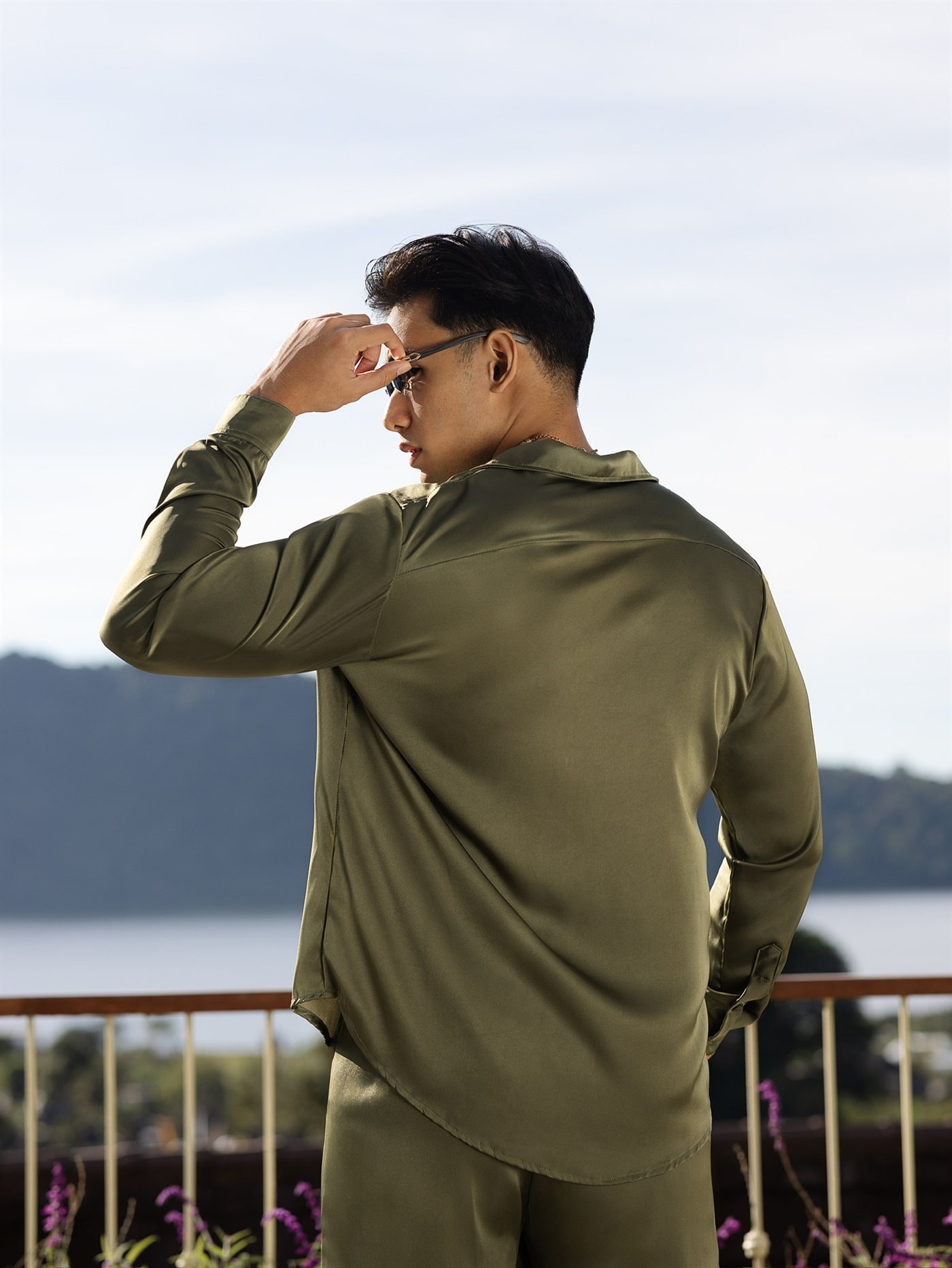 “Luxe Breeze” Shirt — Satin — Khaki