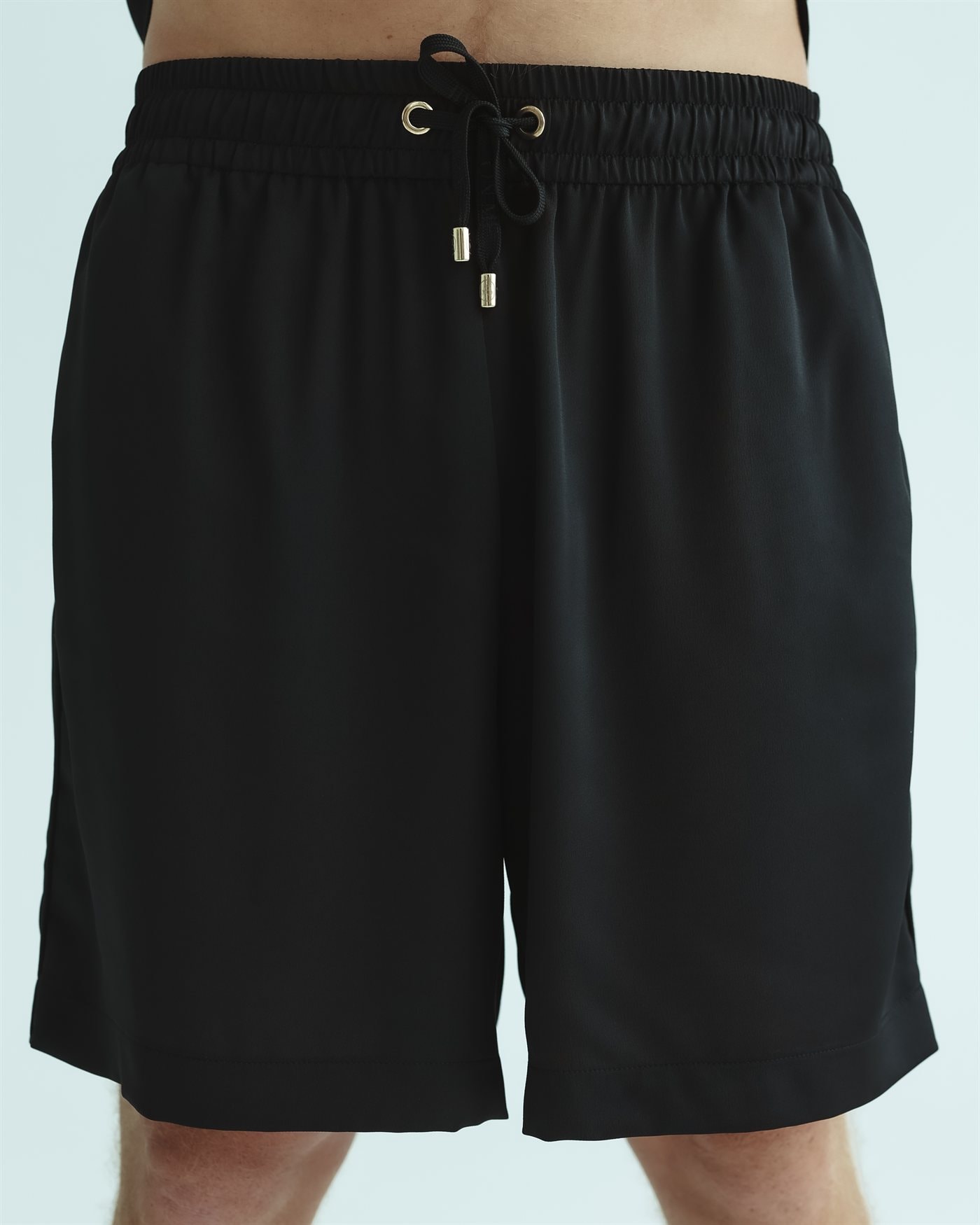 Shorts “Leo” — Total Black