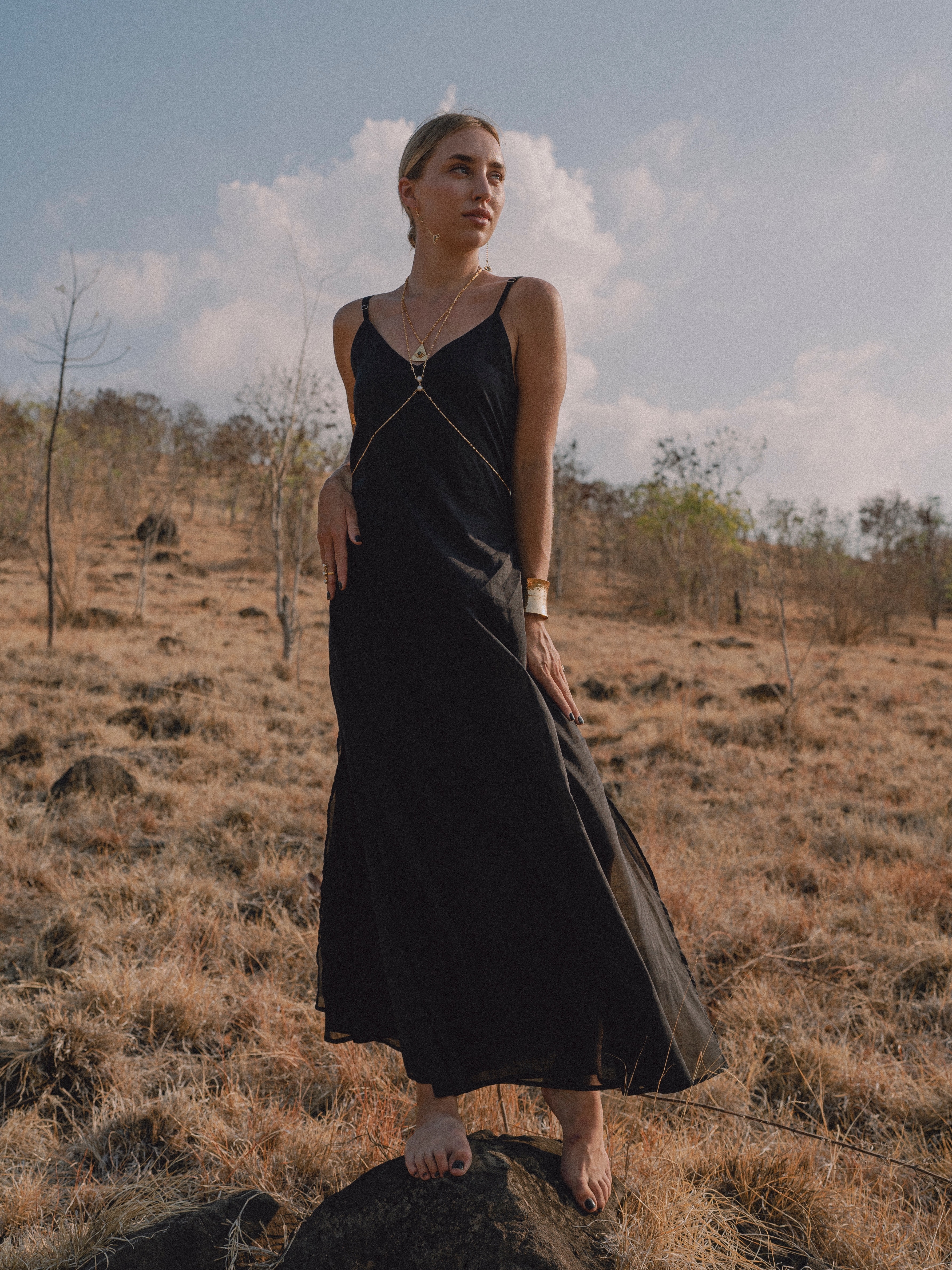 Elegant day dress — Black